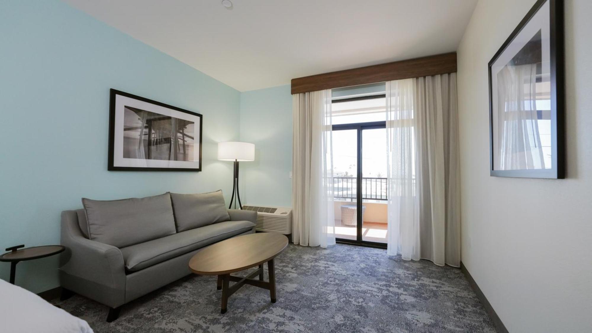 La Quinta Inn & Suites By Wyndham ซานตาครูซ ภายนอก รูปภาพ