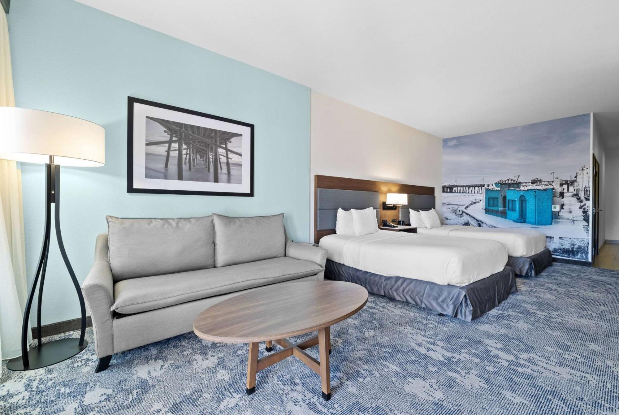 La Quinta Inn & Suites By Wyndham ซานตาครูซ ภายนอก รูปภาพ