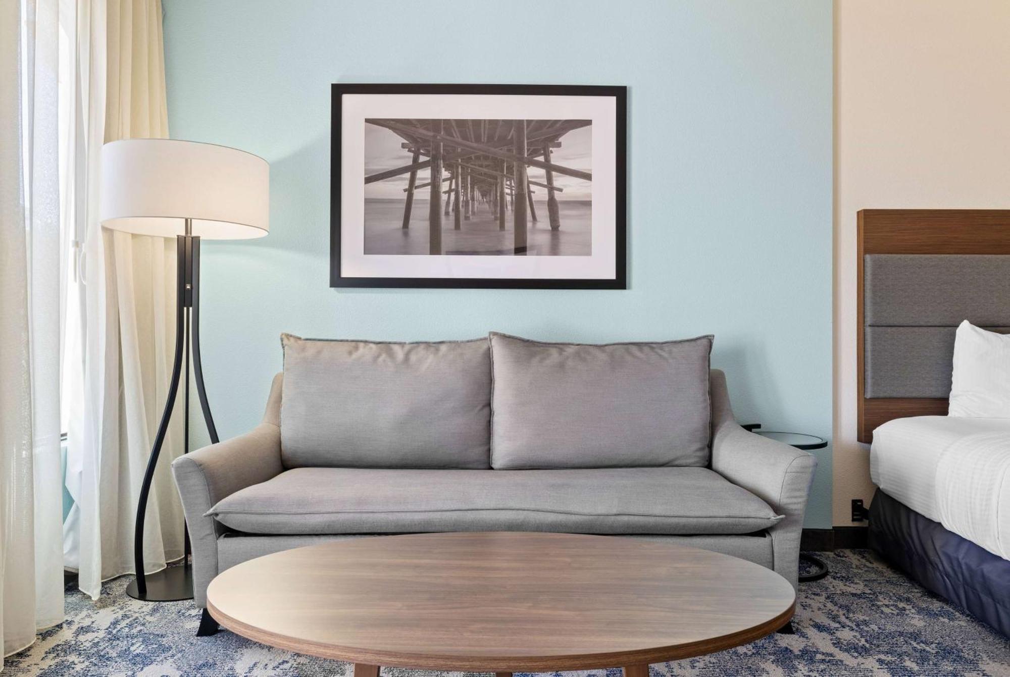 La Quinta Inn & Suites By Wyndham ซานตาครูซ ภายนอก รูปภาพ