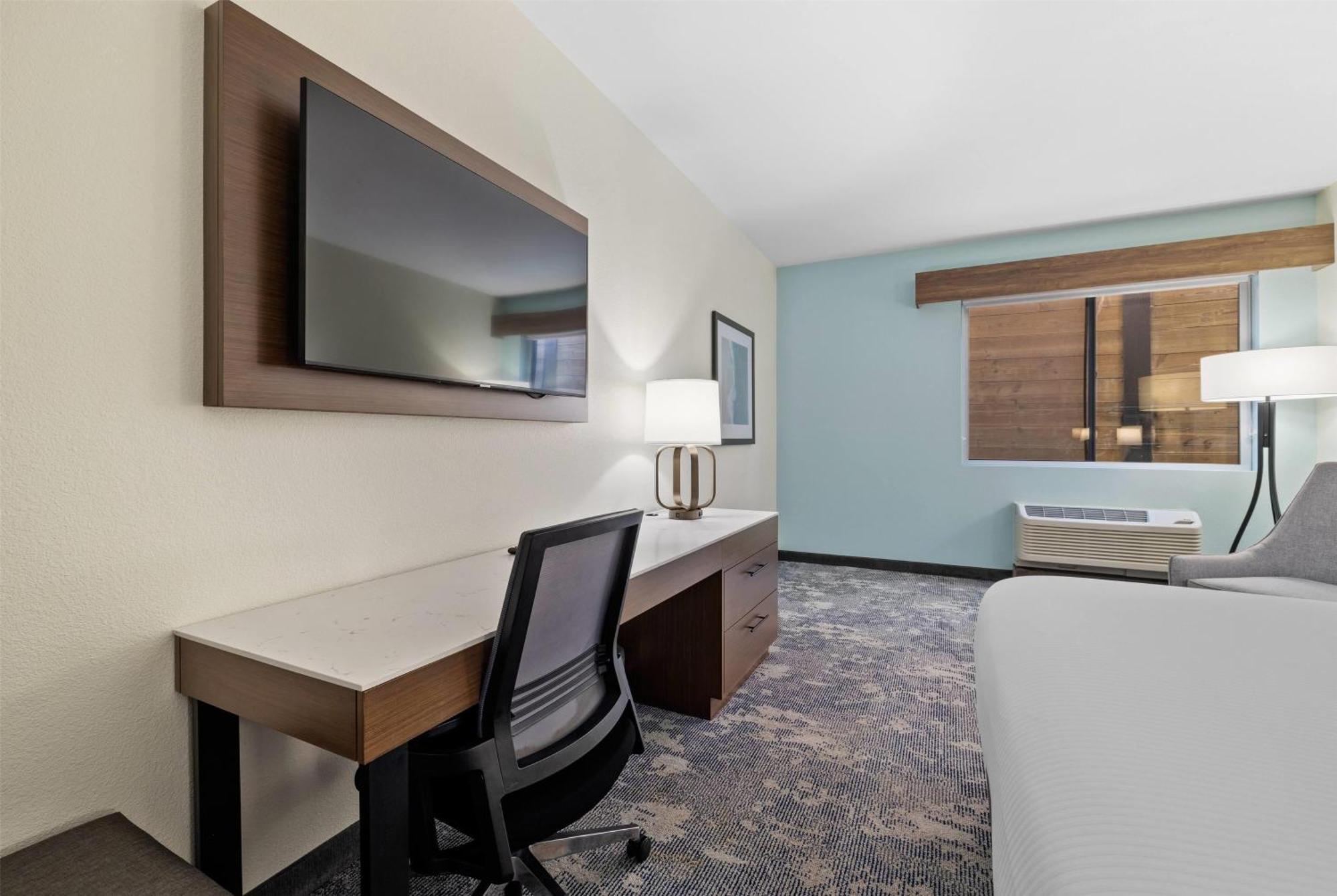 La Quinta Inn & Suites By Wyndham ซานตาครูซ ภายนอก รูปภาพ